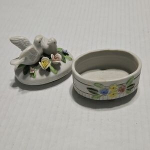 Love Birds Vintage Colored Trinket Box Pair of Doves Rose Flowers on Lid